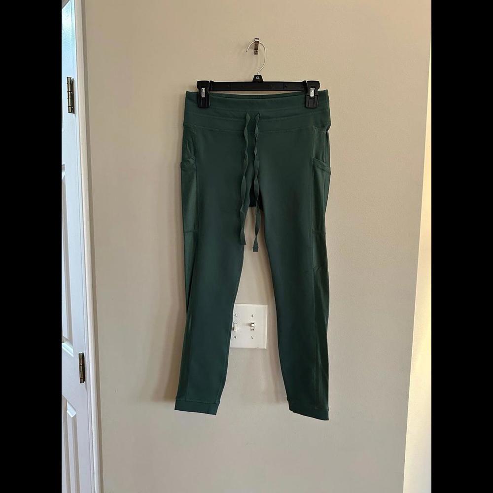 Fabletics PowerHold Mid‎ Rise Leggings Small